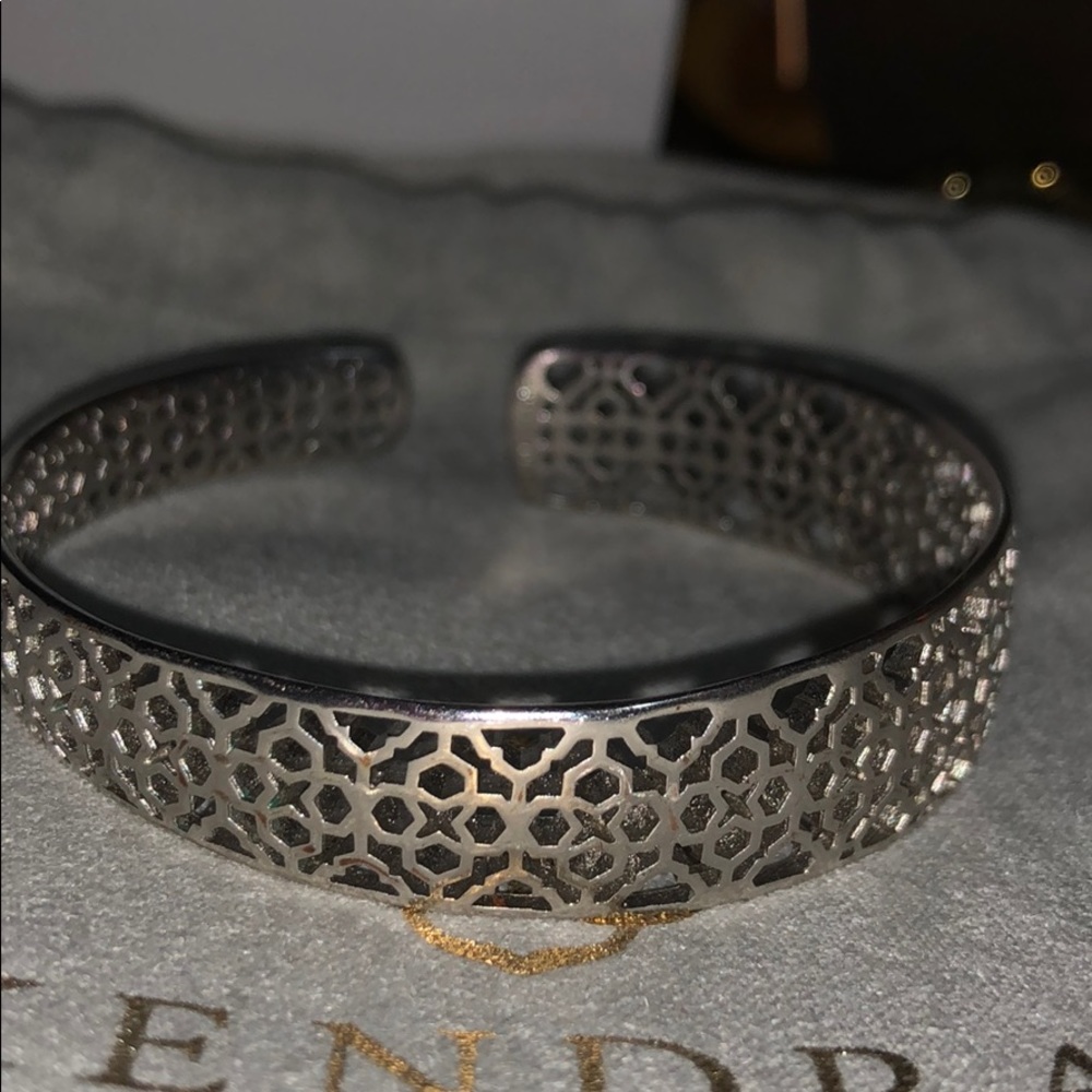 UMA bracelet